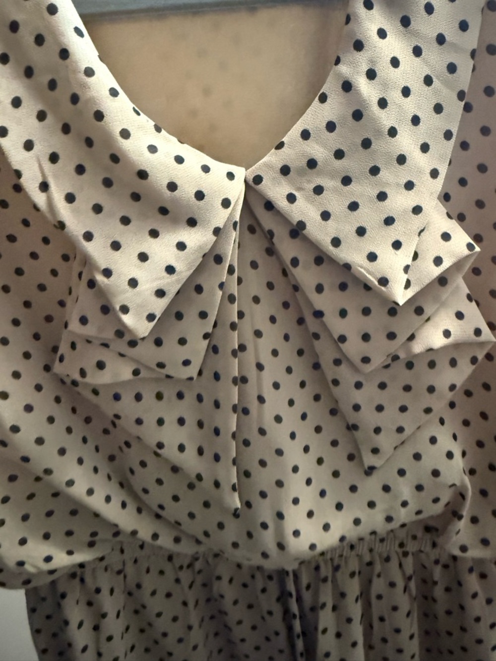 Tan dress with black polka dots - Picture 3 of 5